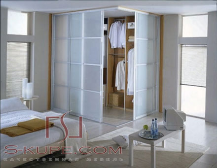 Угловая раздвижная перегородка